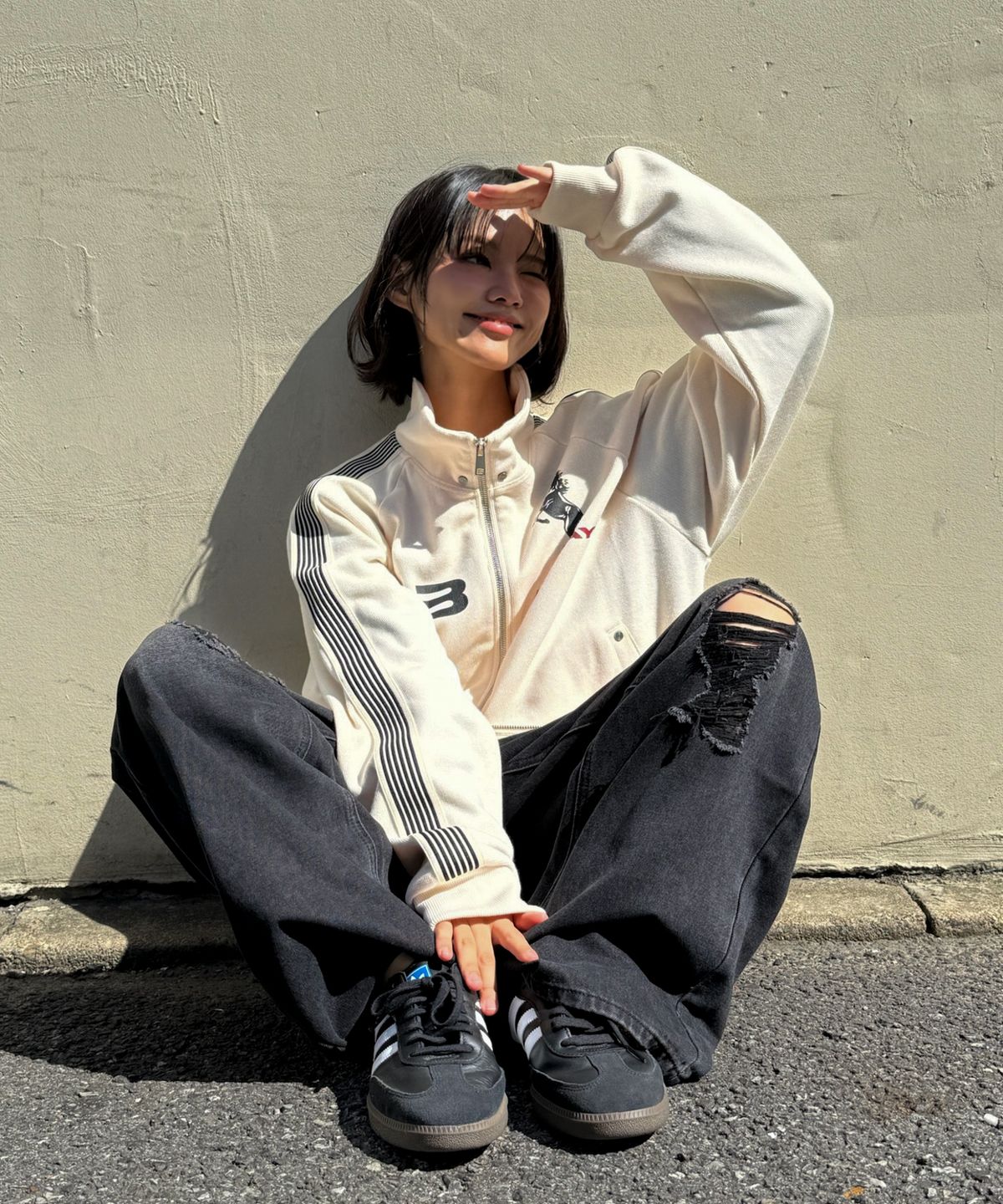 아모우(AMOU) AMOU Horse Track Jacket CREAM