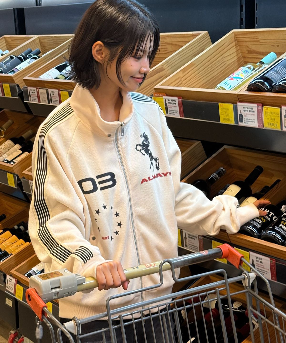 아모우(AMOU) AMOU Horse Track Jacket CREAM