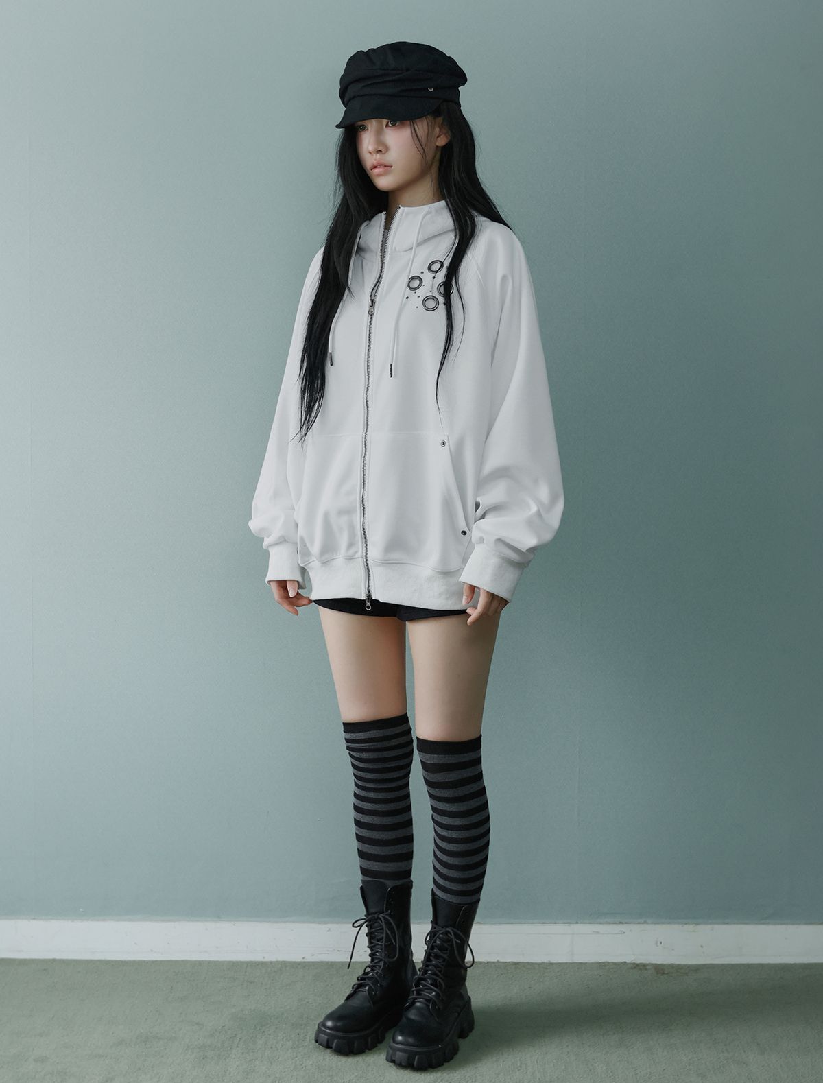 루프(LOOXP) 나그랑 아일렛 오버핏 후드집업 아이보리