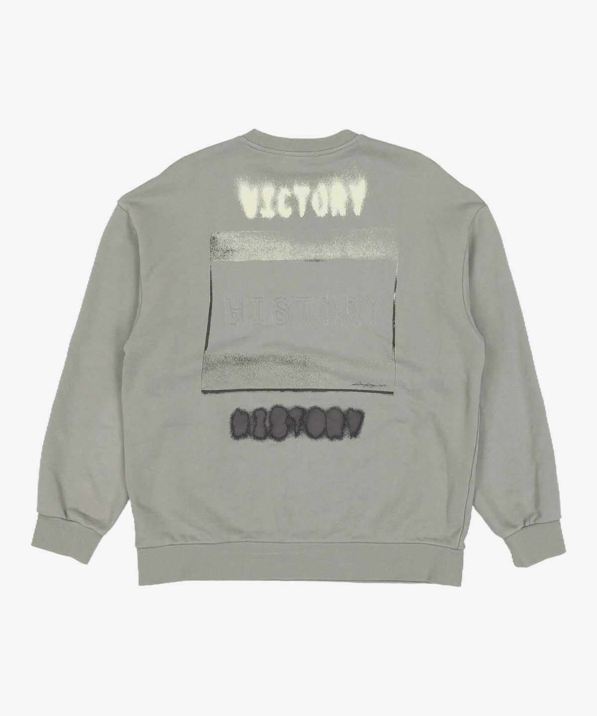 커스텀멜로우(CUSTOMELLOW) [SANE X Customellow]  victory / history sweat_CWTAS22171GRX 100