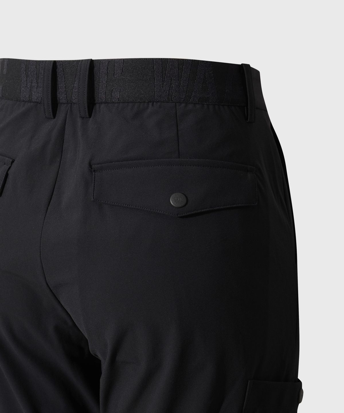 왁(WAAC) Men Tricot Jogger Pants WMPNM26201BKX