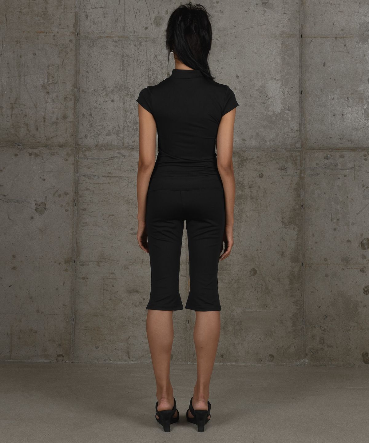 카이야(KAIYA) silver ball capri pants