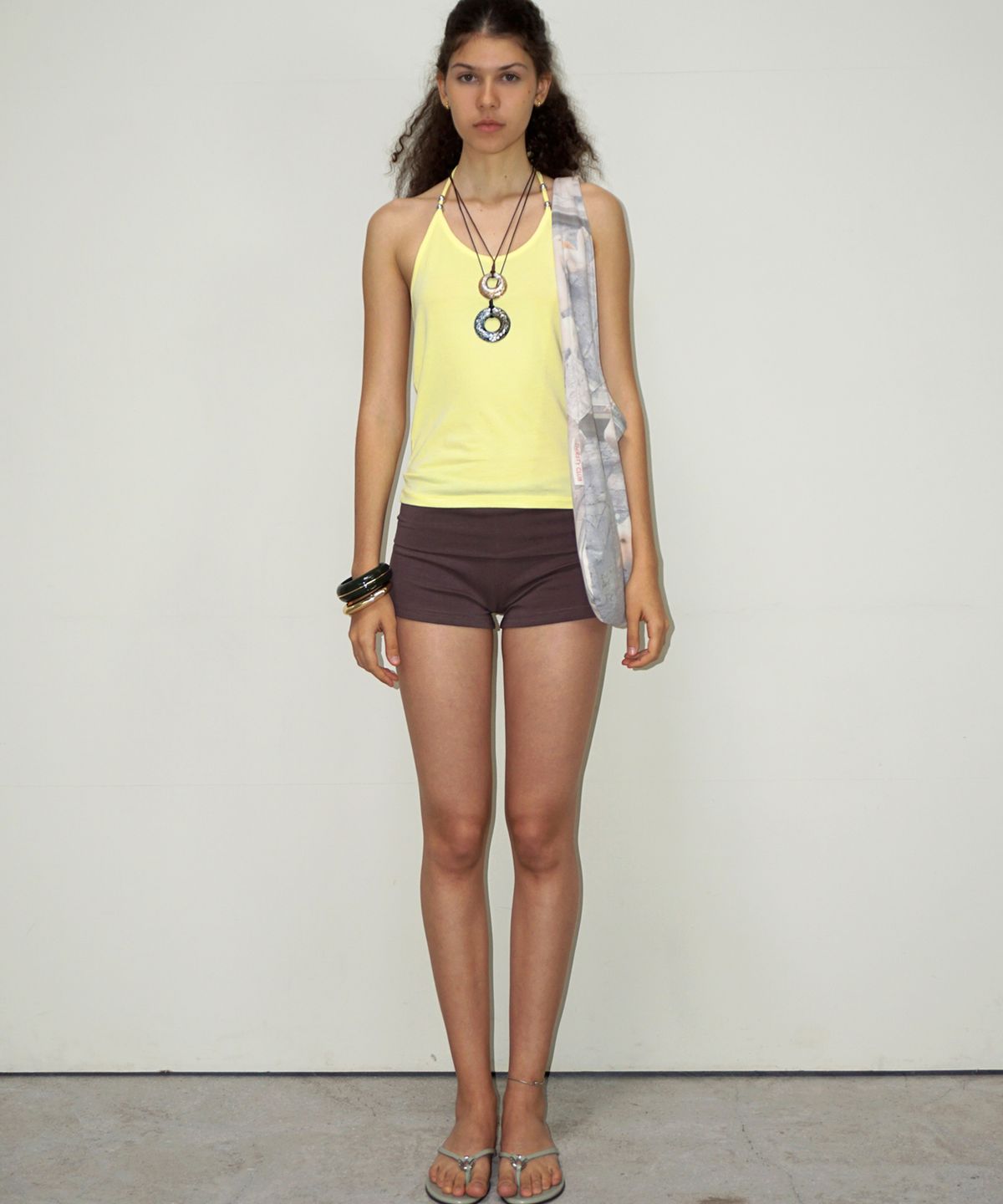 떨스티클럽(THIRSTYCLUB) Basic beads halter sleeveless - Yellow