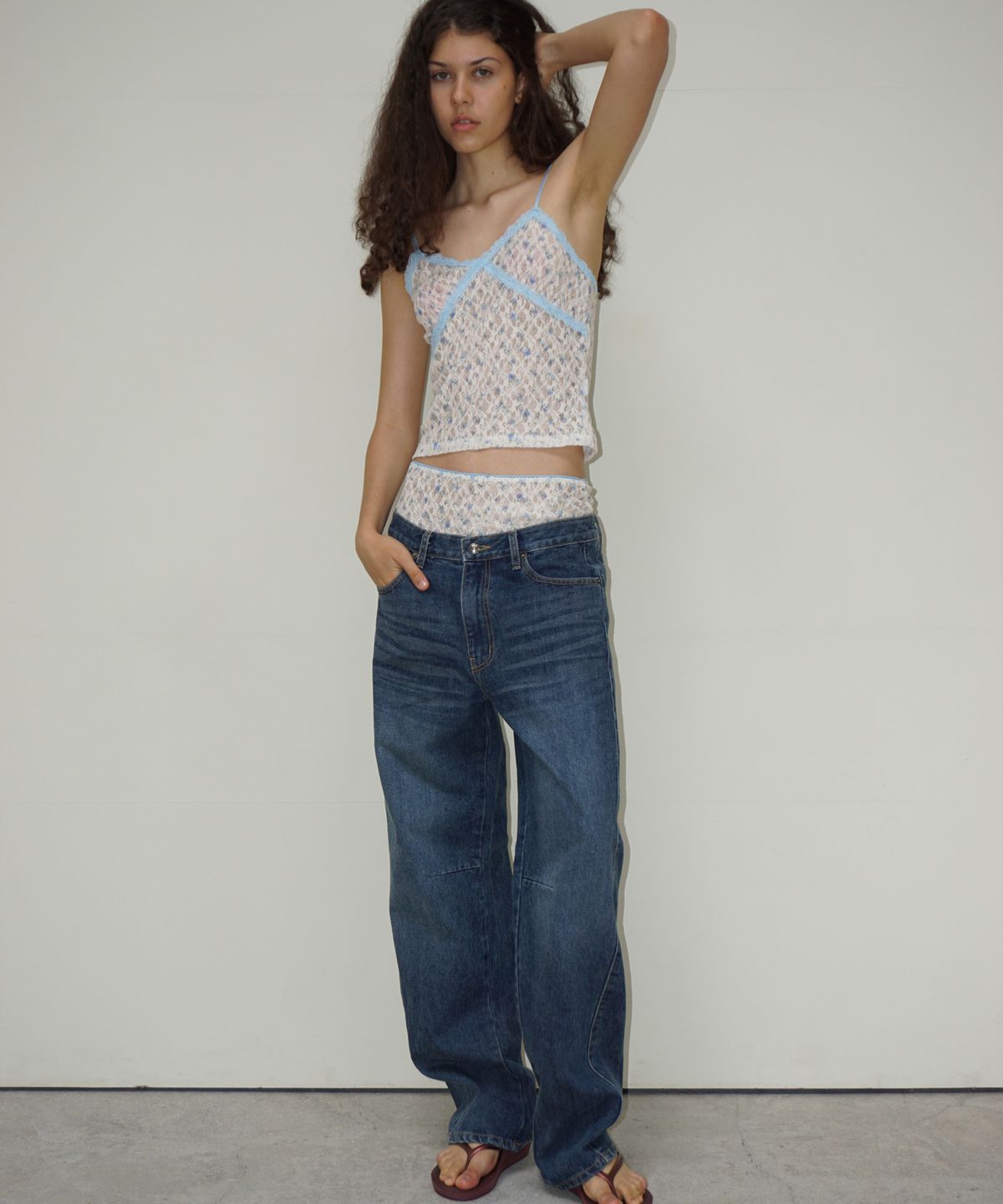 떨스티클럽(THIRSTYCLUB) Floral lace short pants - Ivory