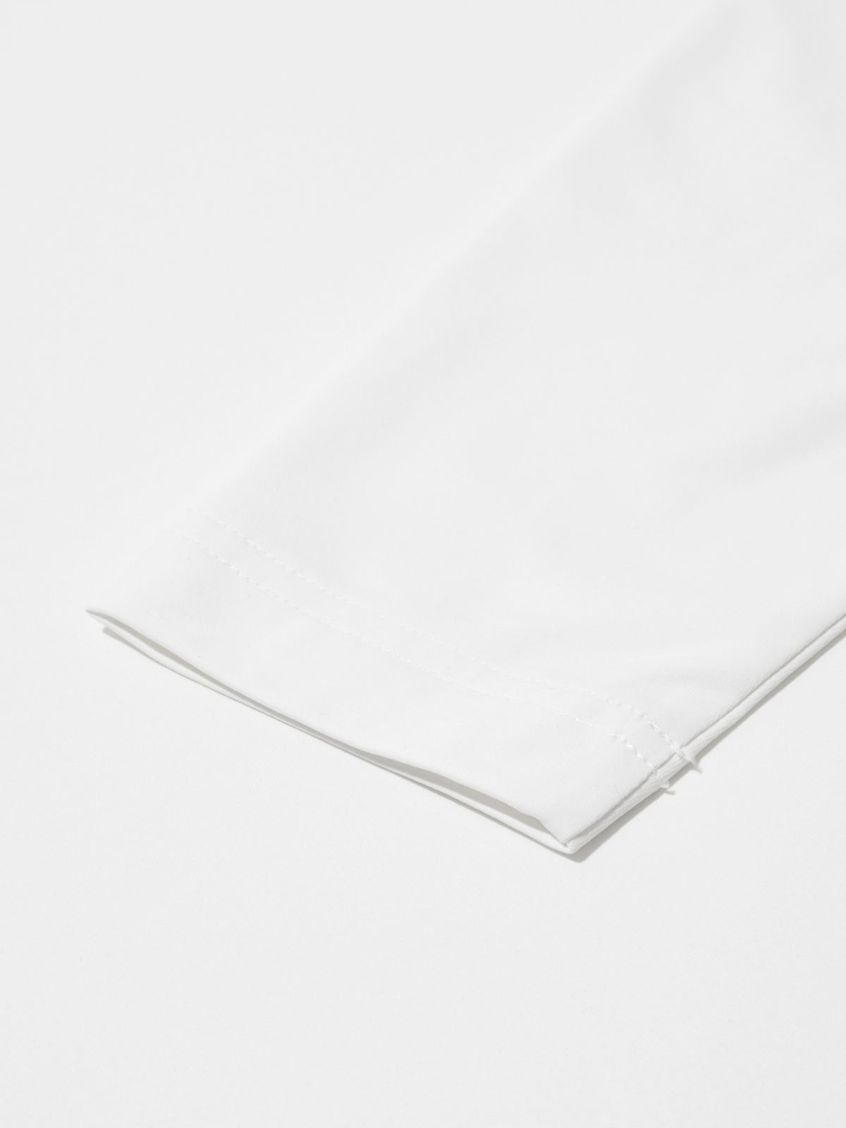 와이드앵글(WIDEANGLE) TO 에센셜 모크넥 베이스레이어 M_Off White
