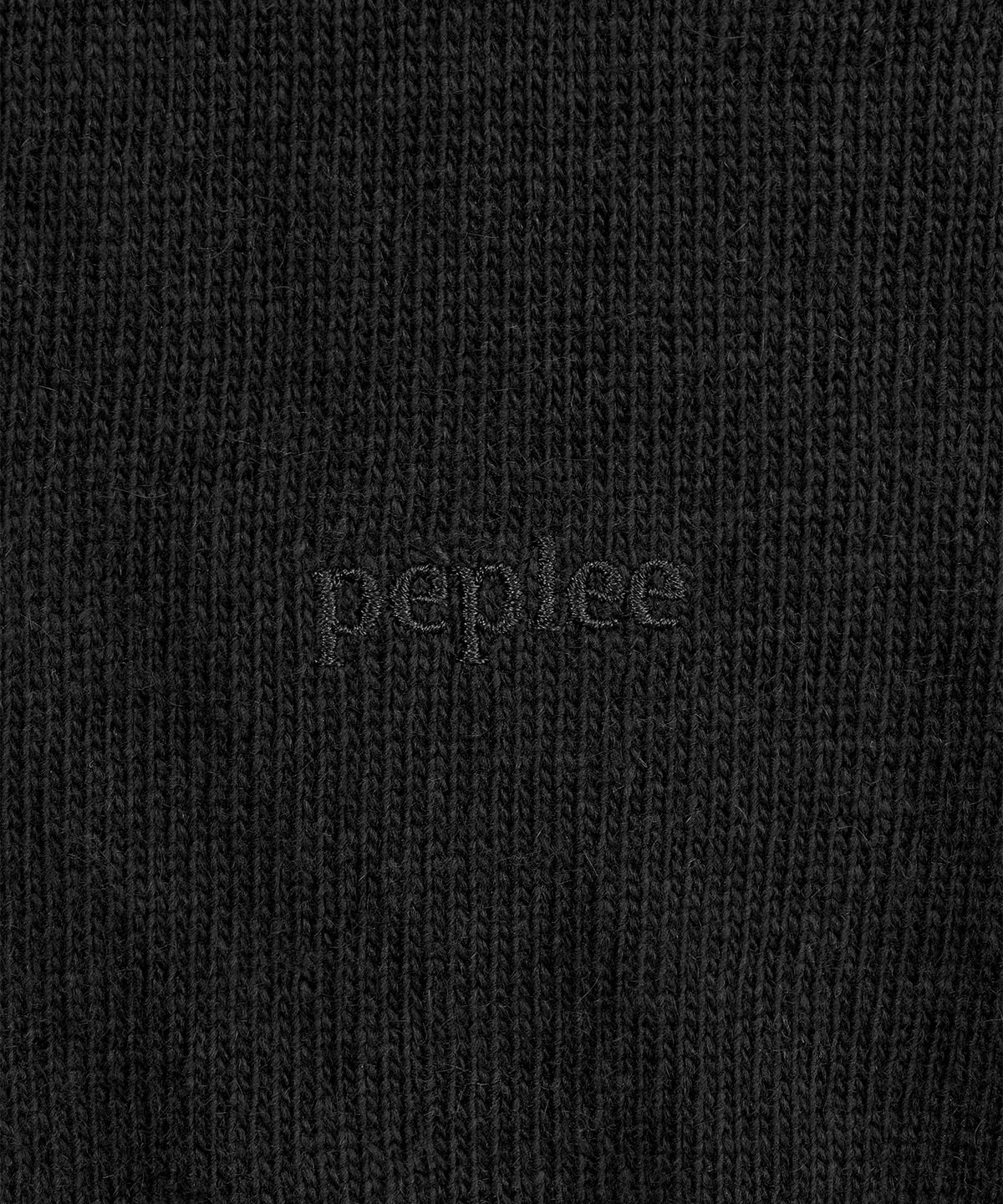 페플리(PEPLEE) Deep V-neck Knit (Black)