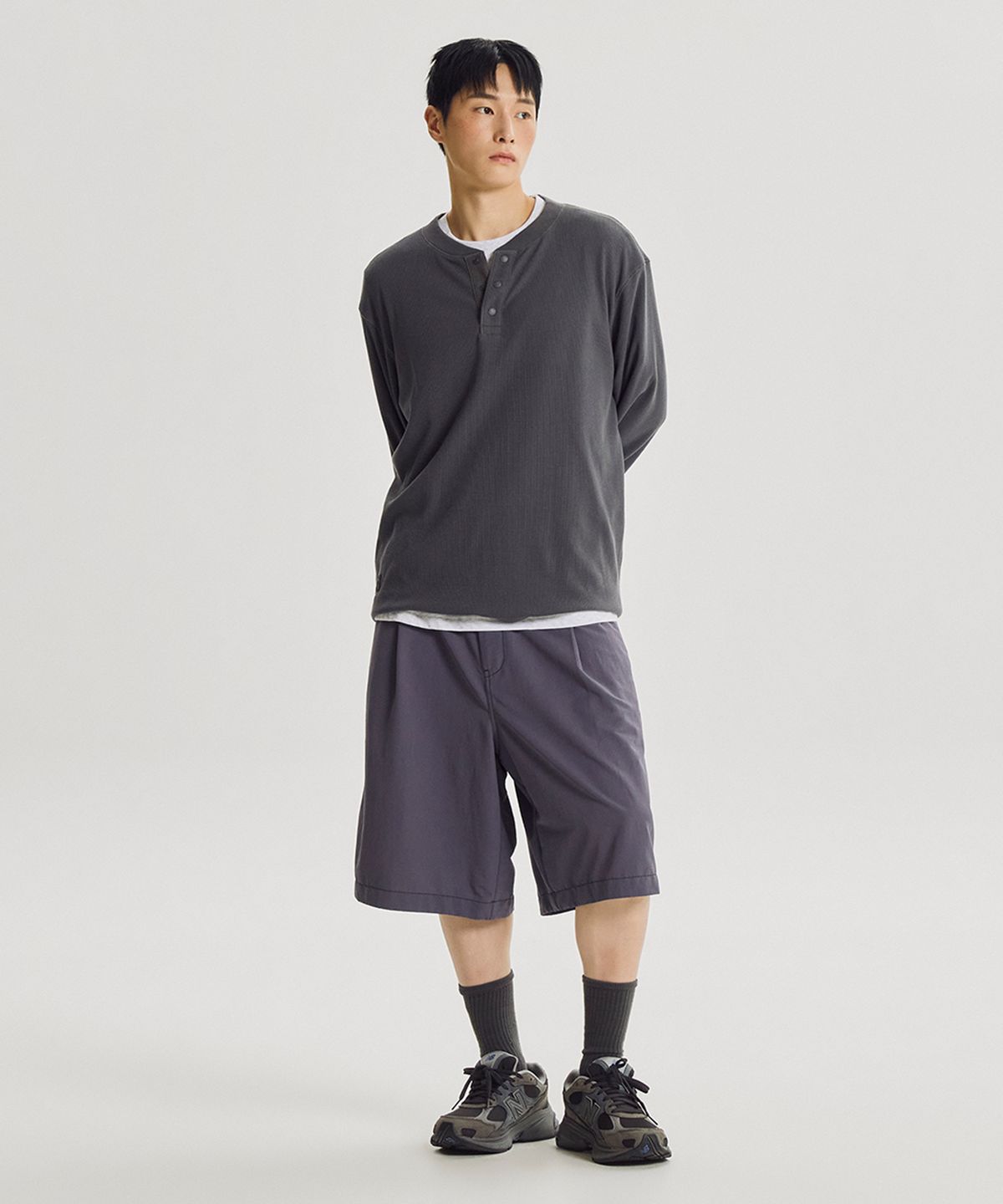 뉴발란스(NEW BALANCE) NBNVG31833 / UNI ESCAPE 6부 우븐 쇼츠 (PURPLE)