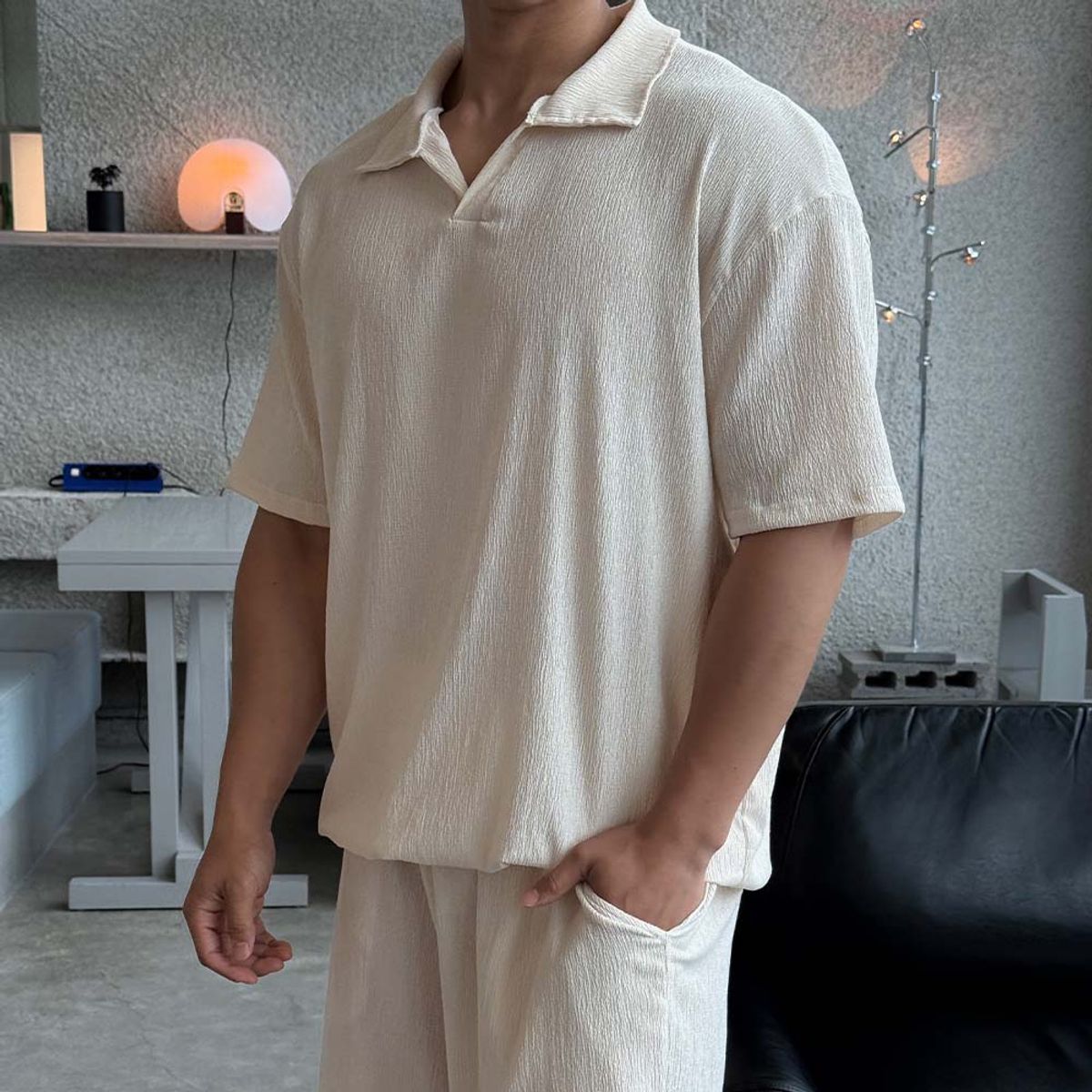 바이모노(BYMONO) 쏙쏙숨티 COOL 시어서커 오픈카라 자동넣입 반팔티