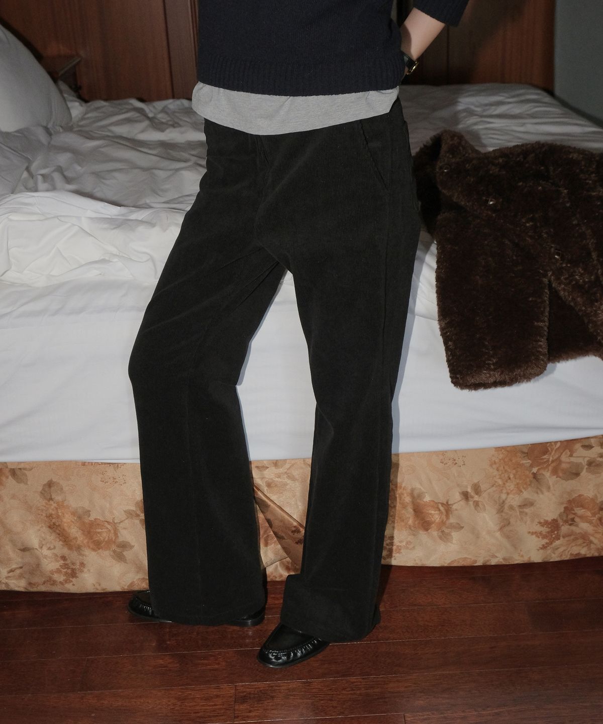108파운드(108POUND) City Low Corduroy Slacks_Black