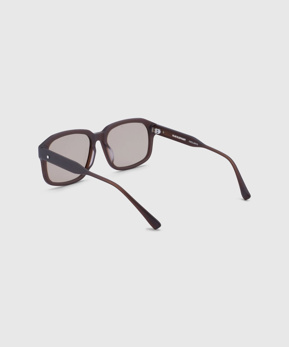 블루엘리펀트(BLUE ELEPHANT) KUMA-S matte brown