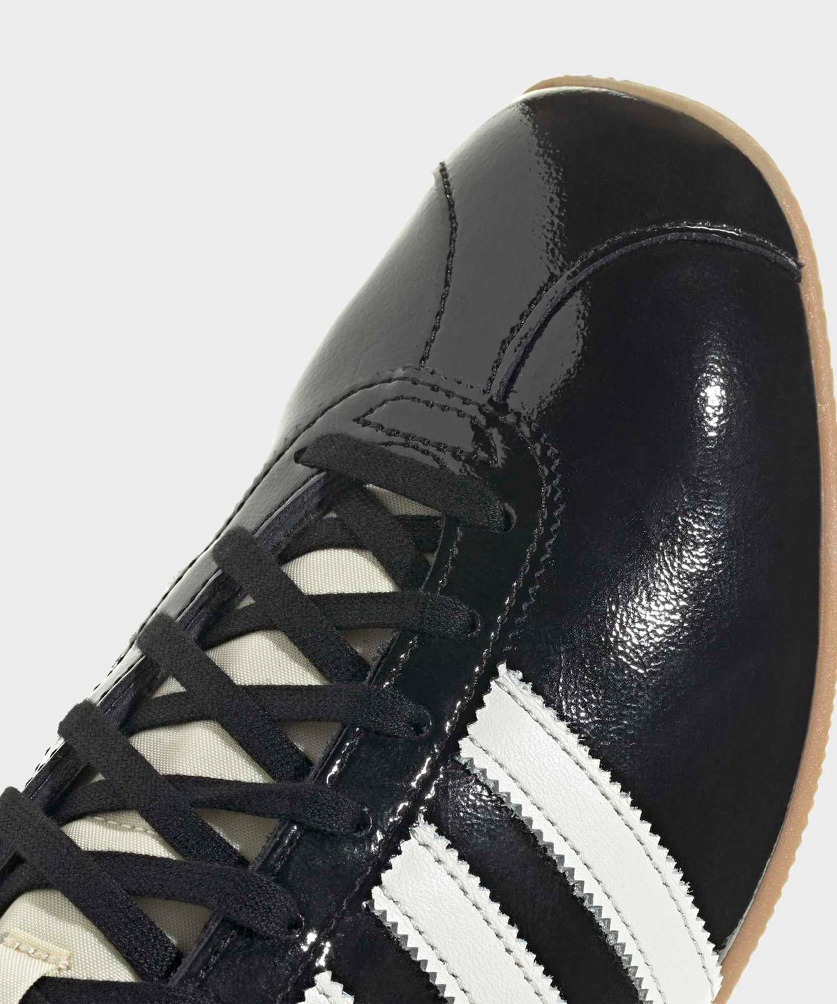 아디다스(ADIDAS) 파리 - 블랙:화이트 / KJ4899