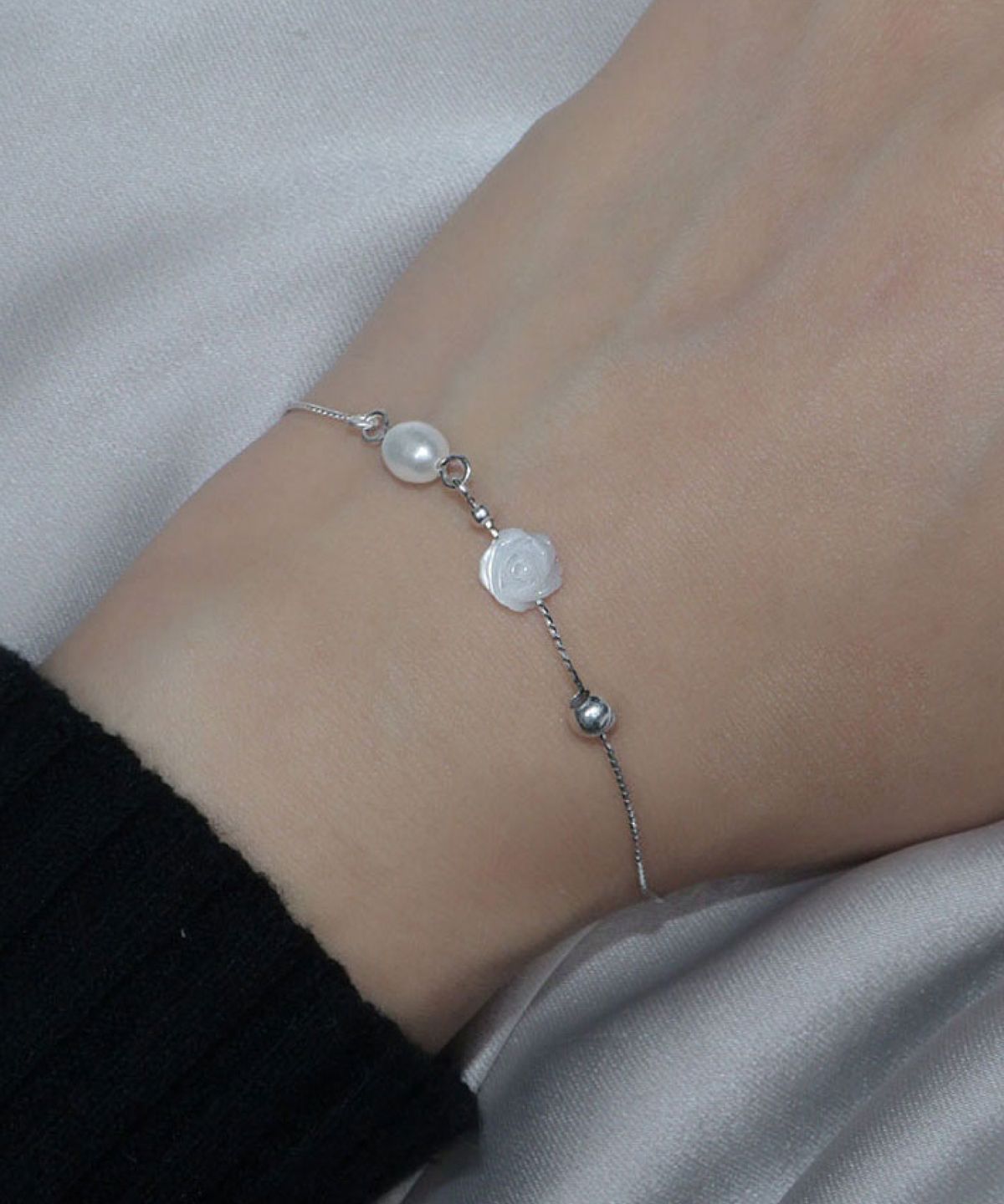 로아시(LOASI) rose petal trace bracelet