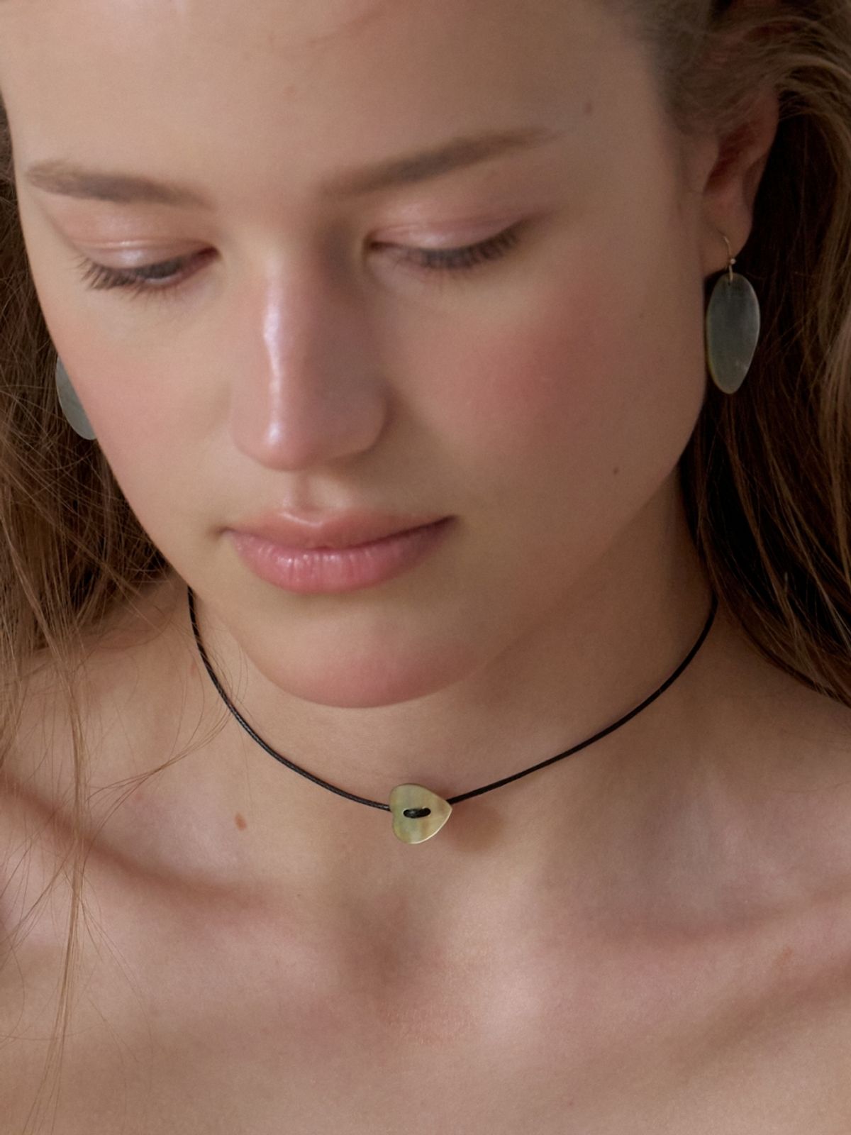 러브미몬스터(LOVE ME MONSTER) Shell Button Choker_Heart, Star (L262MNK050)