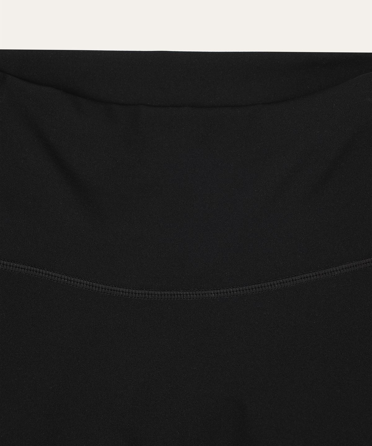 오베르(AUBER) Tension Capri Leggings - Black