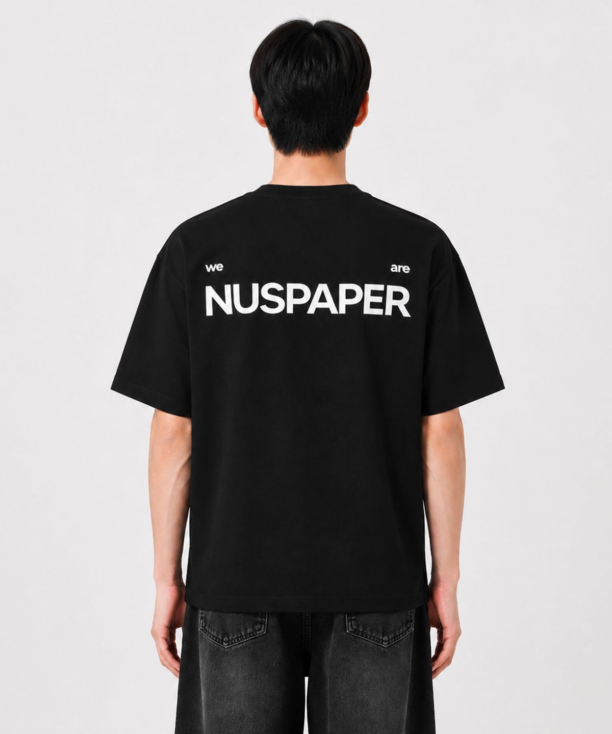 누스페이퍼(NUSPAPER) 페이지 티셔츠 블랙