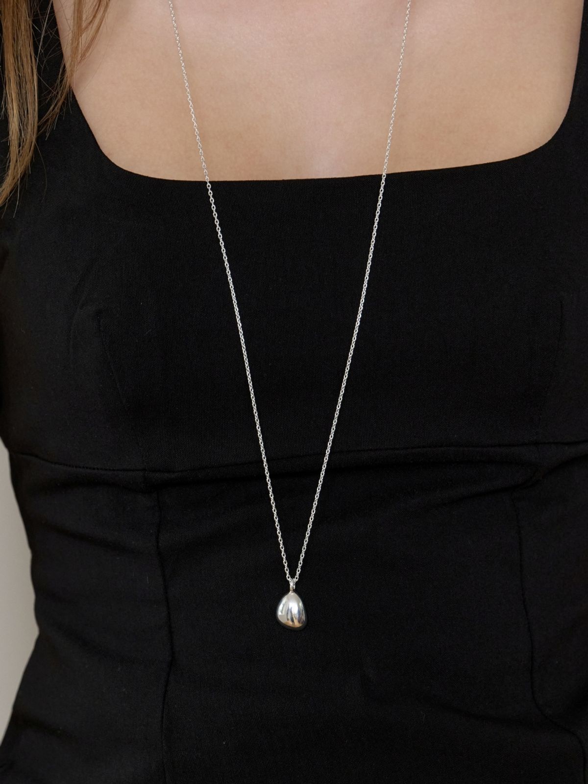 러브미몬스터(LOVE ME MONSTER) Daily Core Long Chain Necklace (L262MNK130)