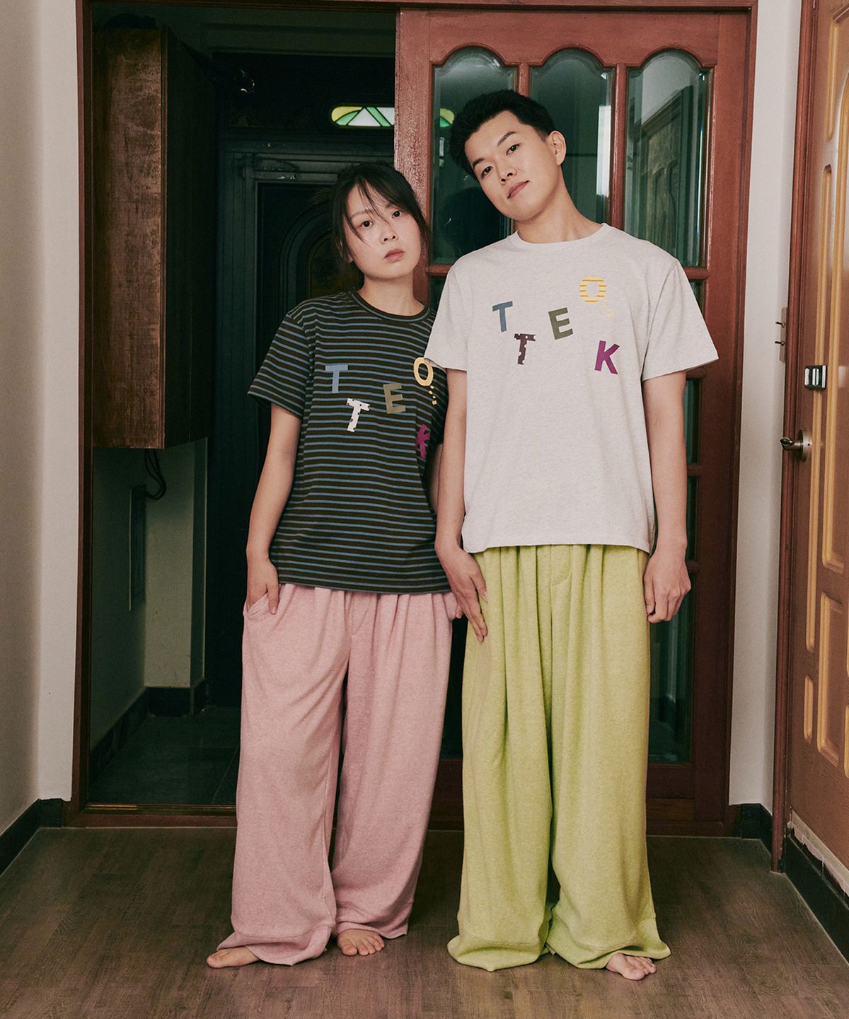 오끼뜨(OGGITT) (uni)TTEOK 떡 티셔츠 블루스트라이프