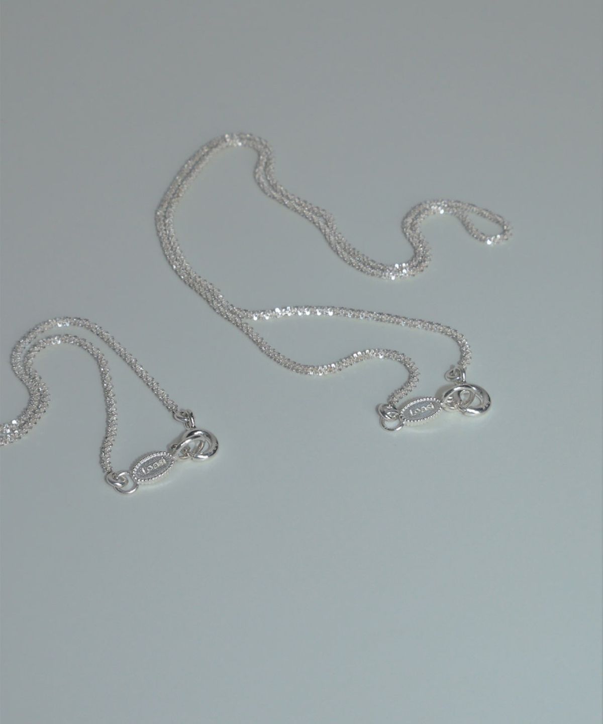 로아시(LOASI) glittering line bracelet