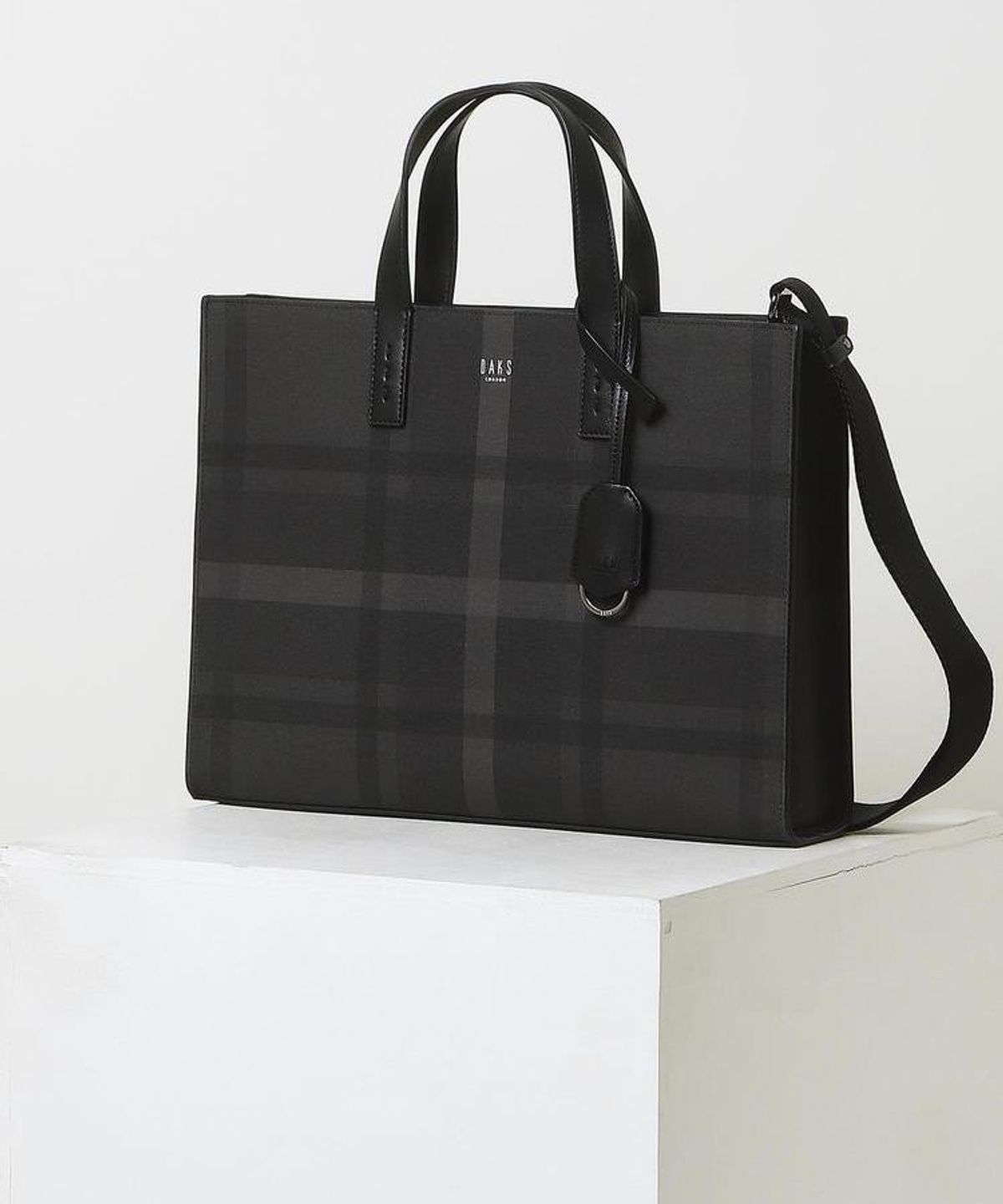 닥스 남성 액세서리(DAKS MEN'S ACCESSORIES) (DAKS ESSENTIAL) 블랙 타탄체크 서류가방 DBBA6FE63BK