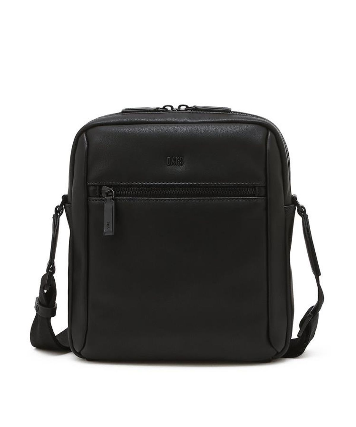 닥스 남성 액세서리(DAKS MEN'S ACCESSORIES) 블랙 로고장식 가죽 크로스백 DBBA6F003BK
