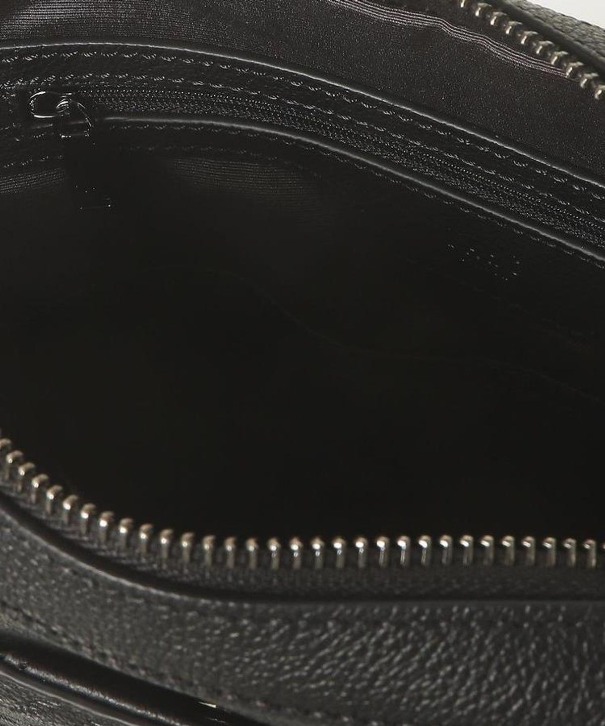 닥스 남성 액세서리(DAKS MEN'S ACCESSORIES) 블랙 하우스 체크 소가죽 크로스백 DBBA6F309BK