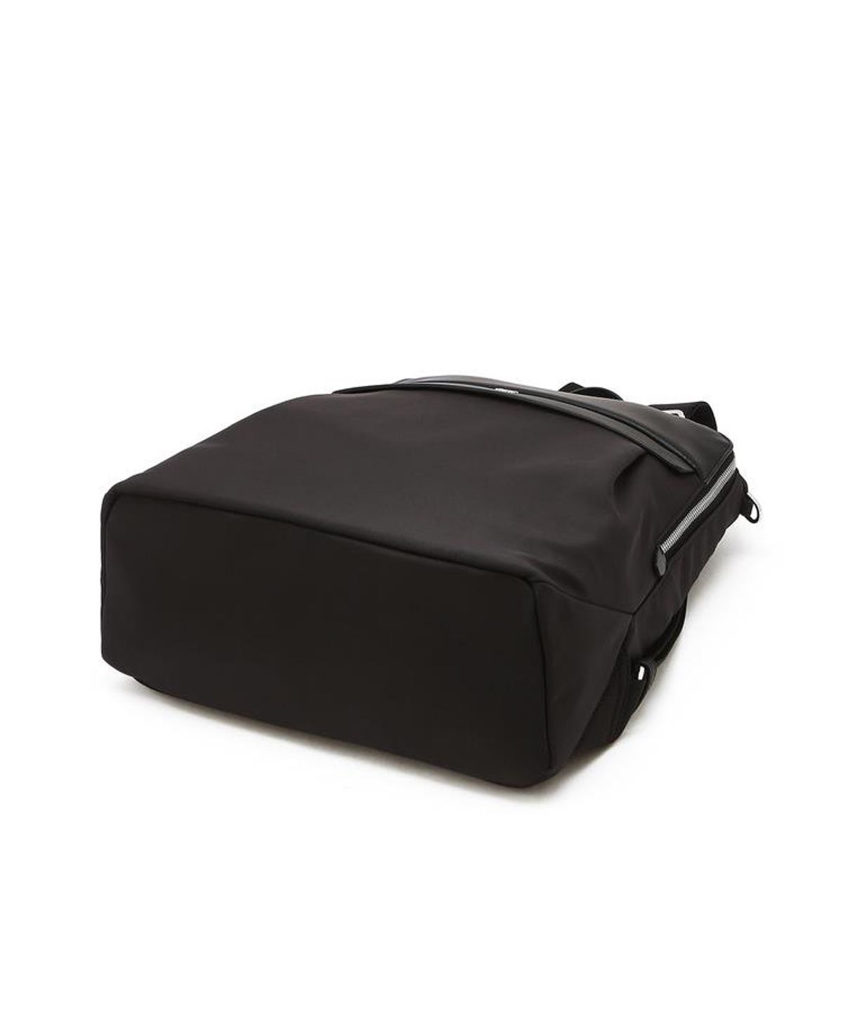 닥스 남성 액세서리(DAKS MEN'S ACCESSORIES) 블랙 로고장식 가죽 백팩 DBBA6F101BK