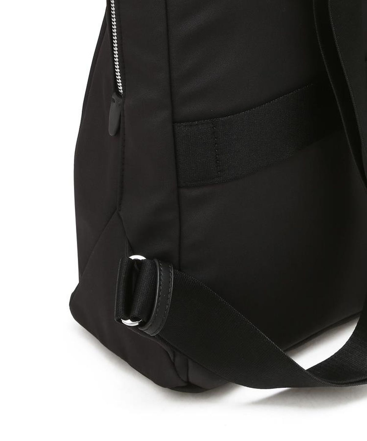 닥스 남성 액세서리(DAKS MEN'S ACCESSORIES) 블랙 로고장식 가죽 백팩 DBBA6F101BK