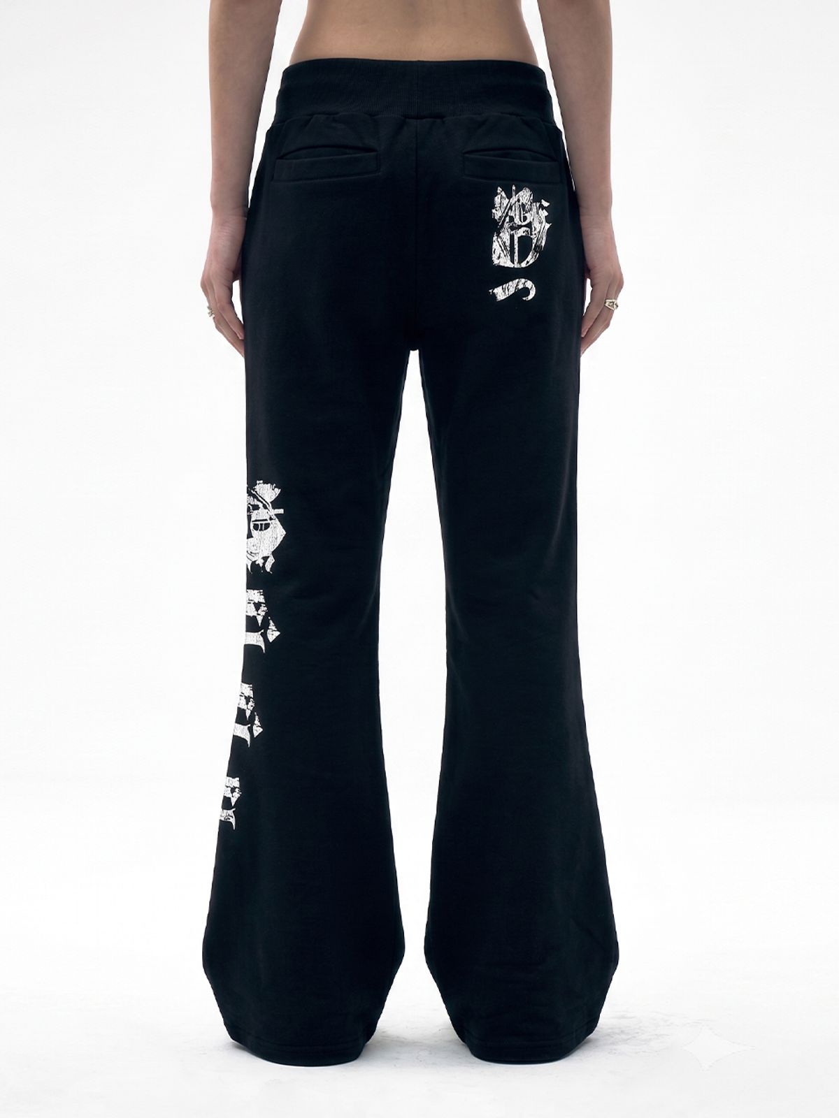 와이이이엘(YEEL) YEEL FLARE SWEAT PANTS BLACK