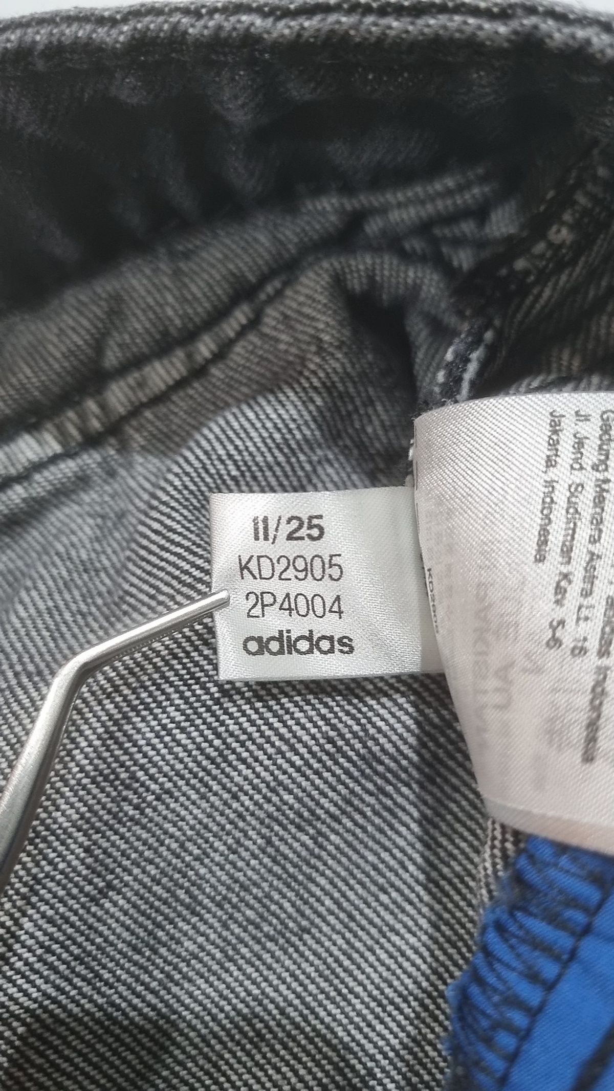 아디다스(ADIDAS) 파이어버드 아딜레늄 트랙 팬츠 데님 - 블랙 / KD2905 2830