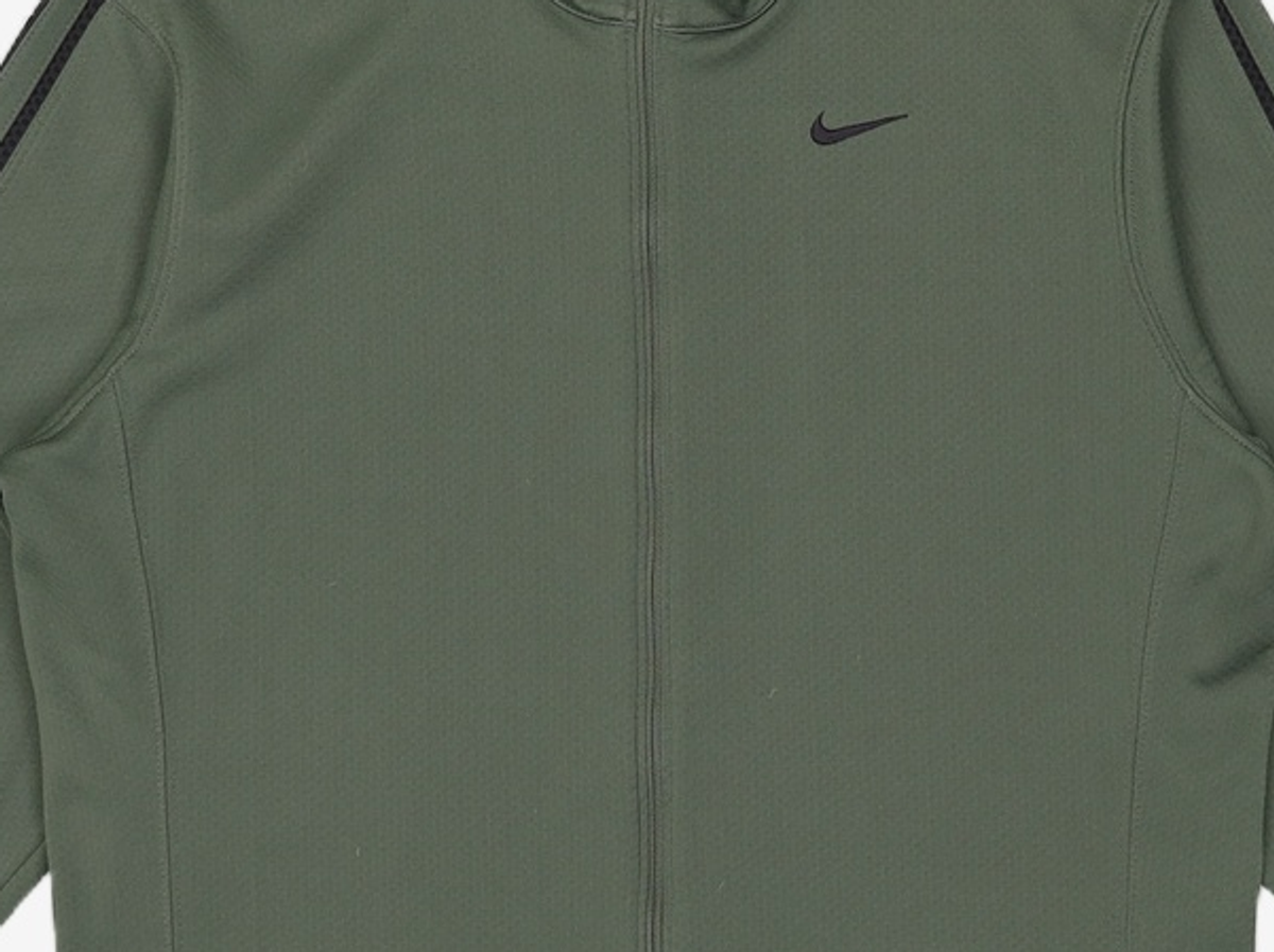 나이키(NIKE) 트레이닝 재킷 S