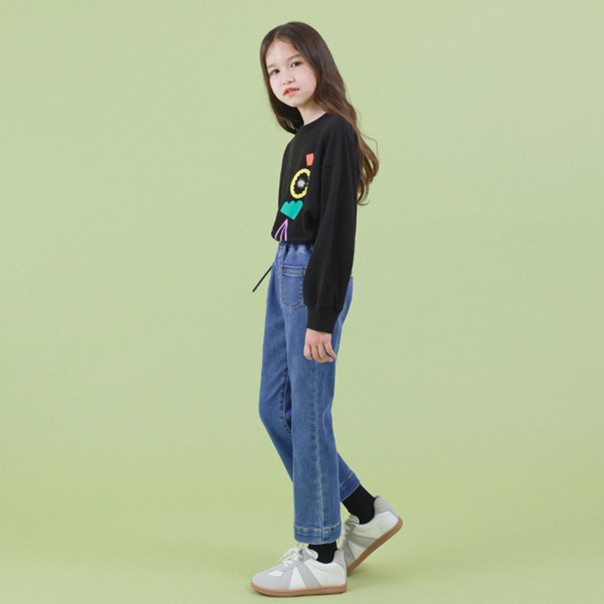 아이러브제이(I LOVE J) A.모빌이 좋아 맨투맨 티 JVFTO84