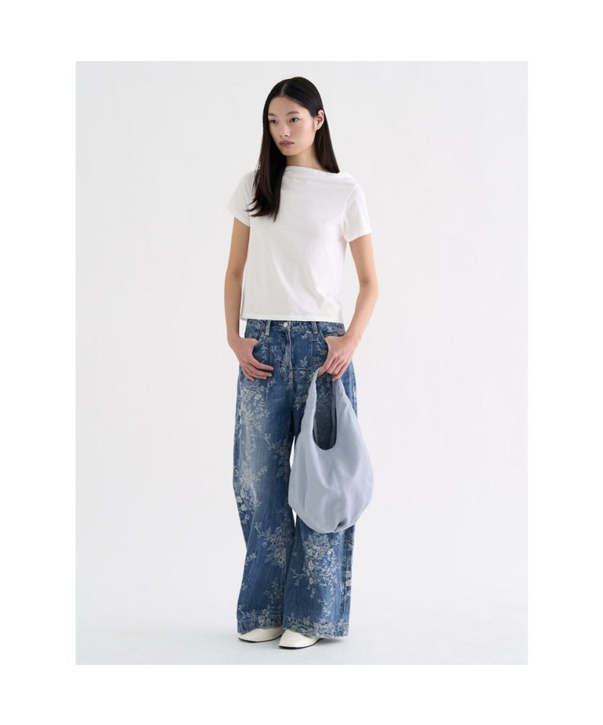 앙개(ANGGAE) Draped Neck TShirt  Ivory (AG6842A030)