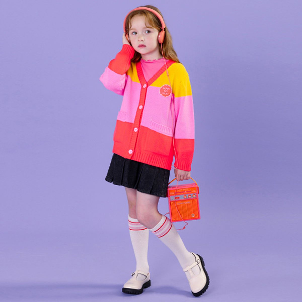 아이러브제이(I LOVE J) 해피럭키고 브이넥 가디건 JWFOU25