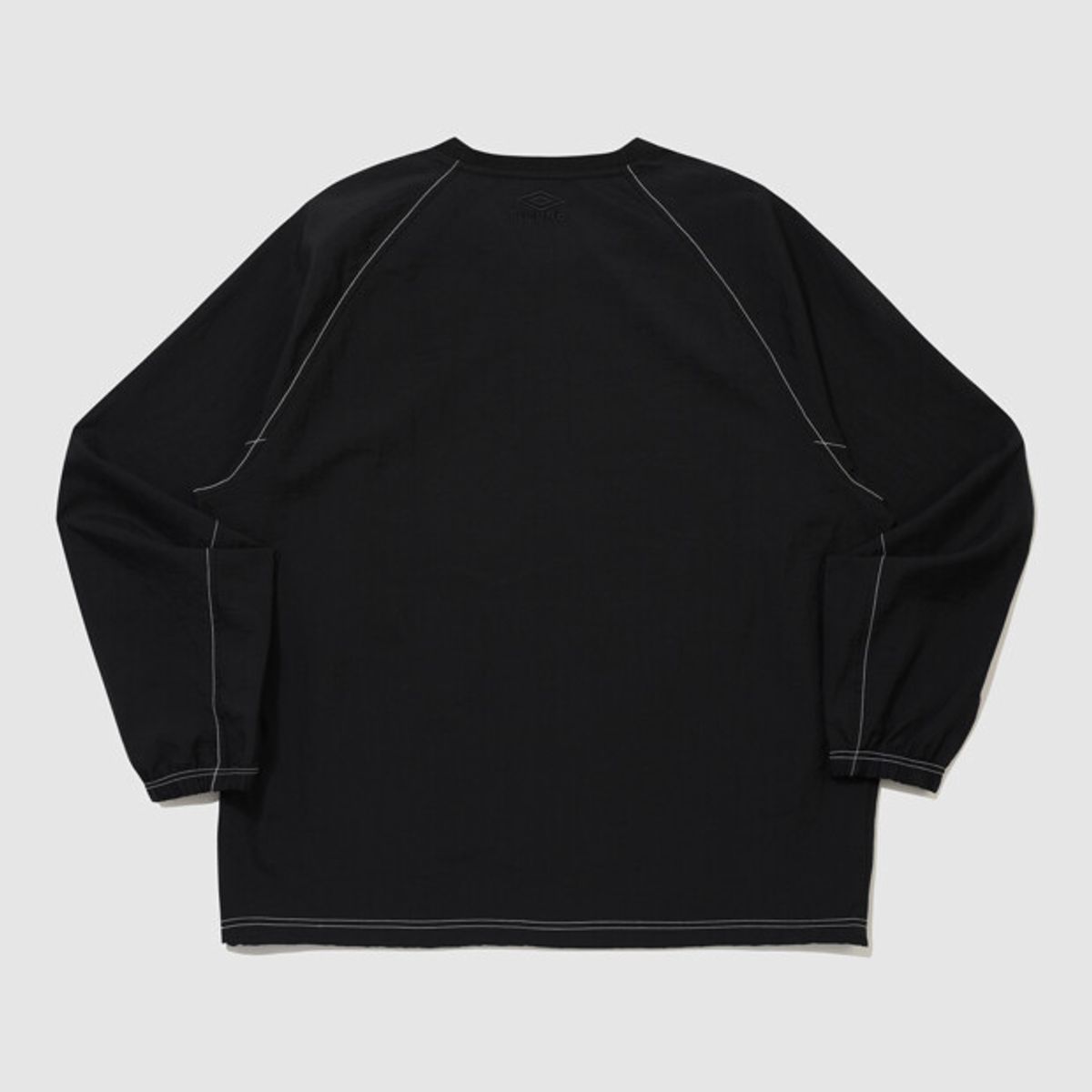 엄브로(UMBRO) 크리스피 타슬란 긴팔 피스테 블랙 UR324CWT92