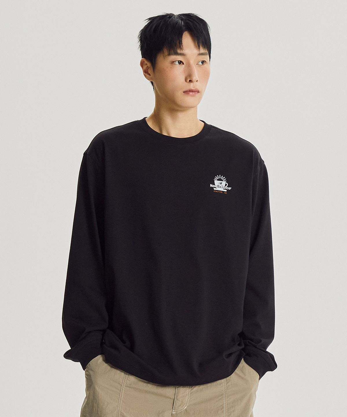 뉴발란스(NEW BALANCE) NBNDG31853 / UNI 모닝레이브 긴팔티 (BLACK)