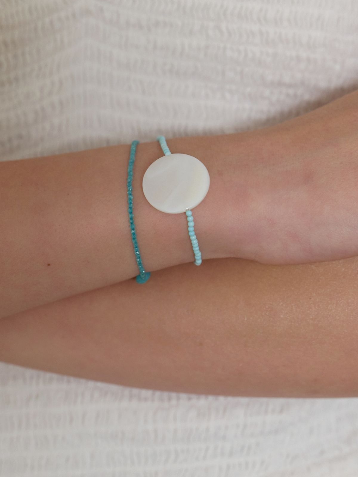 러브미몬스터(LOVE ME MONSTER) Moon Pearl Howlite Bracelet (L262MBC020)