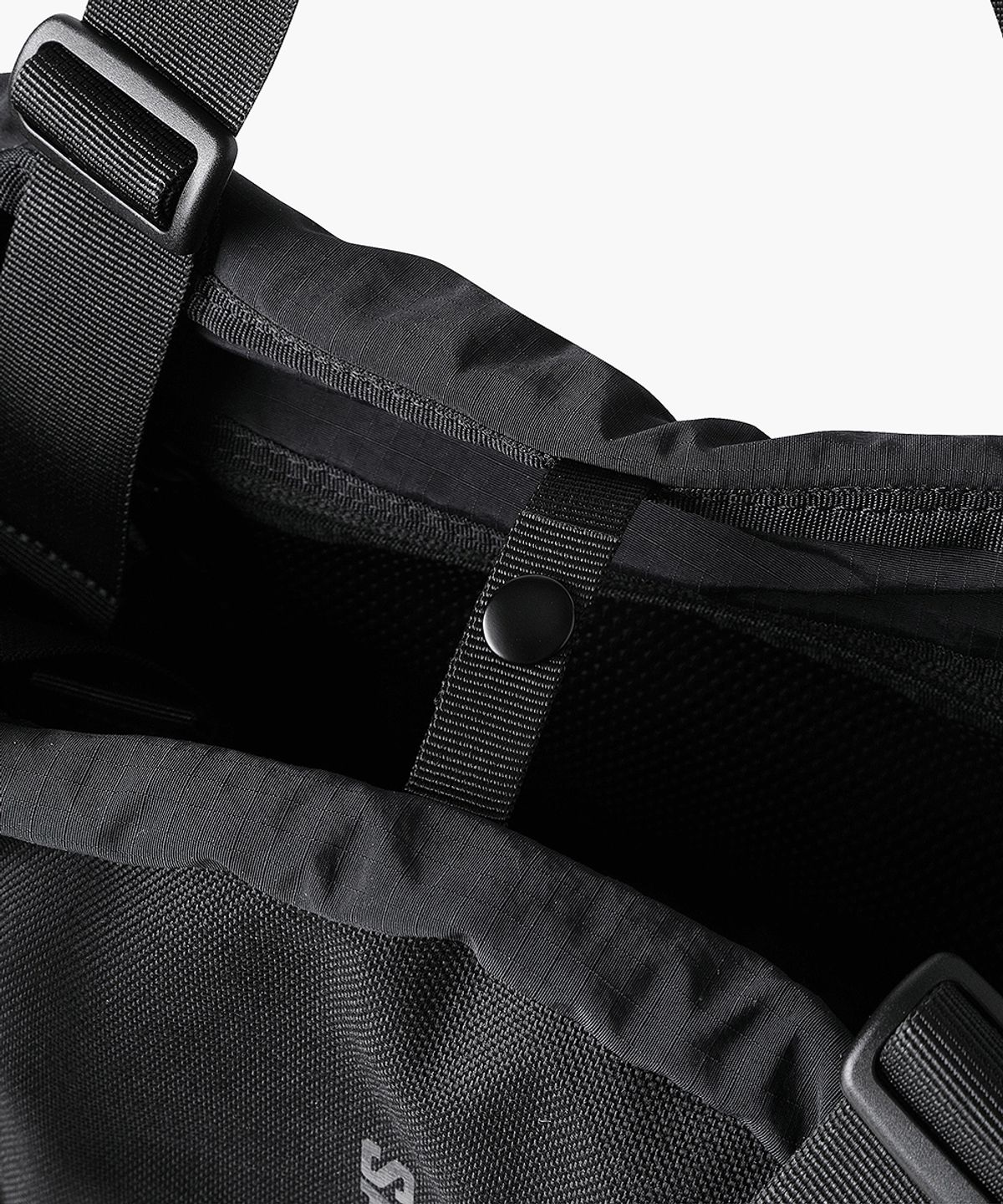 살로몬(SALOMON) 어썰트 토트_LD0463200