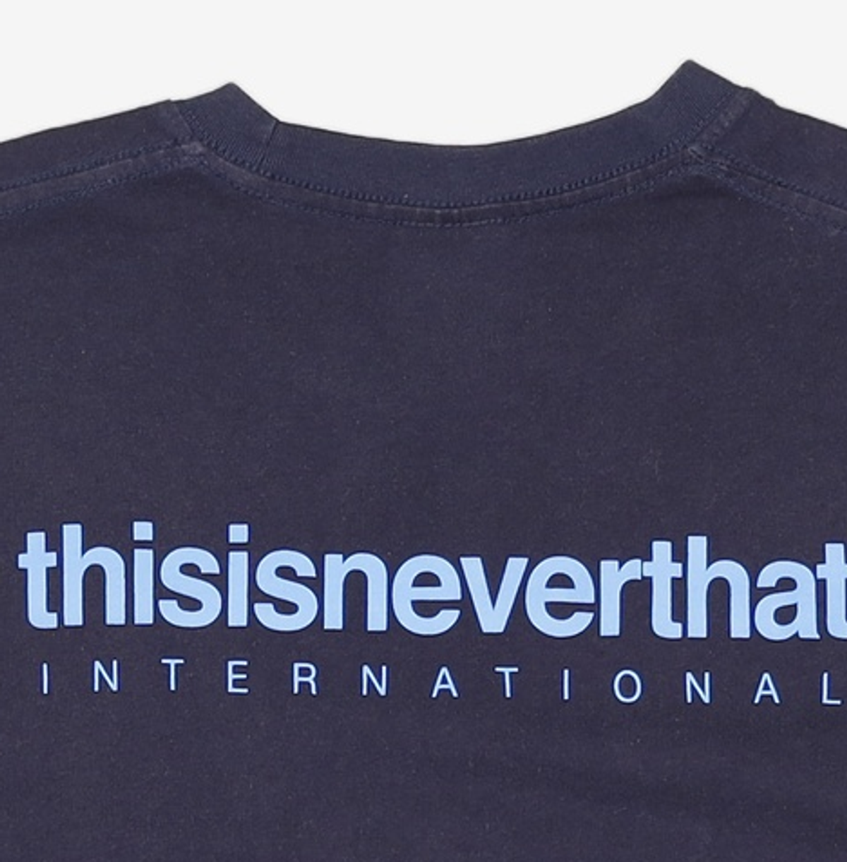 디스이즈네버댓(THISISNEVERTHAT) INTL. Logo Tee Dark Navy M