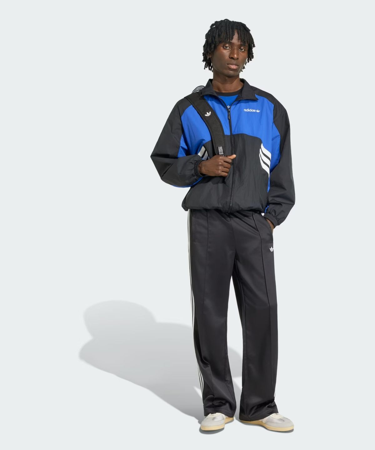 아디다스(ADIDAS) 뮌헨 93 트랙탑 - 블랙:로얄블루 / KR7281