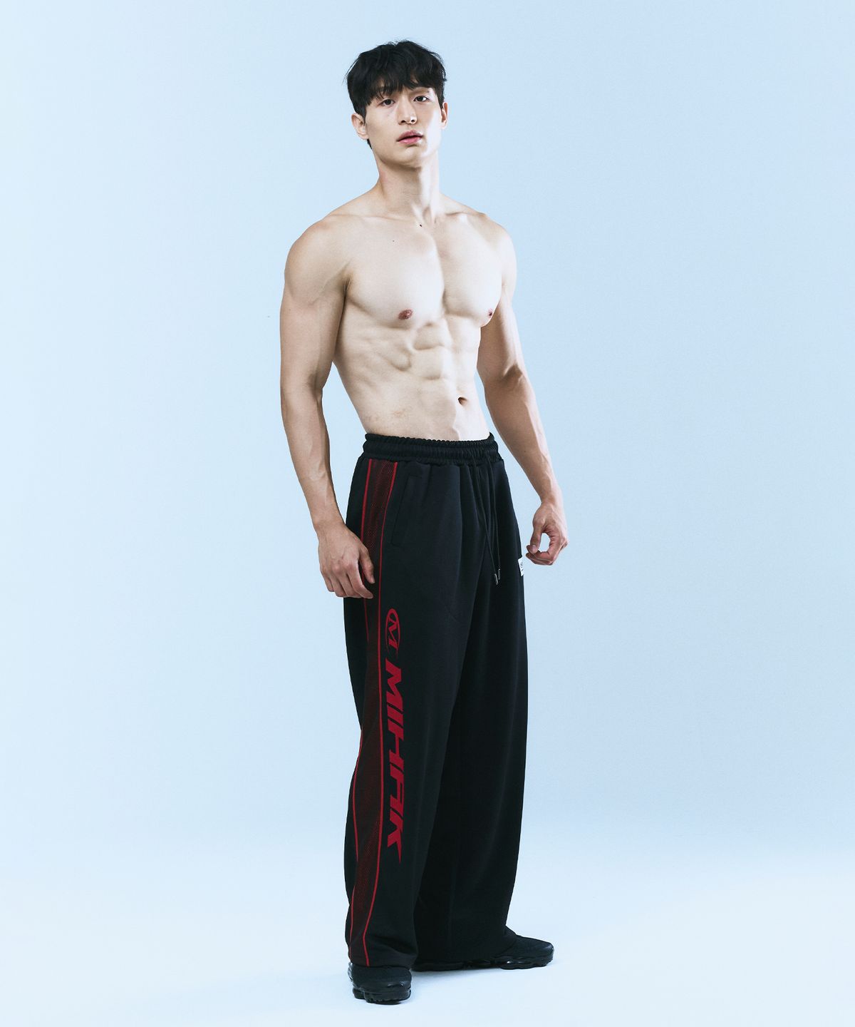 미학(MIHAK) 스폰서 로고 메쉬 저지 와이드 팬츠 (BLACK/RED)