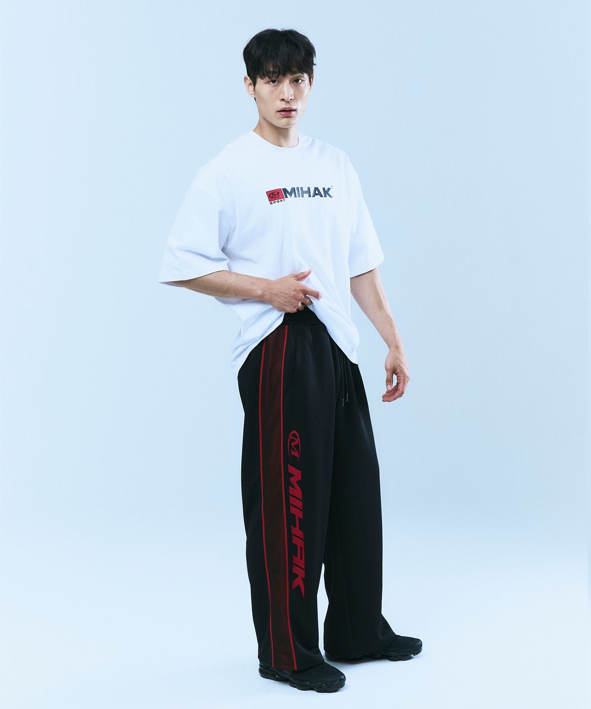미학(MIHAK) 스폰서 로고 메쉬 저지 와이드 팬츠 (BLACK/RED)