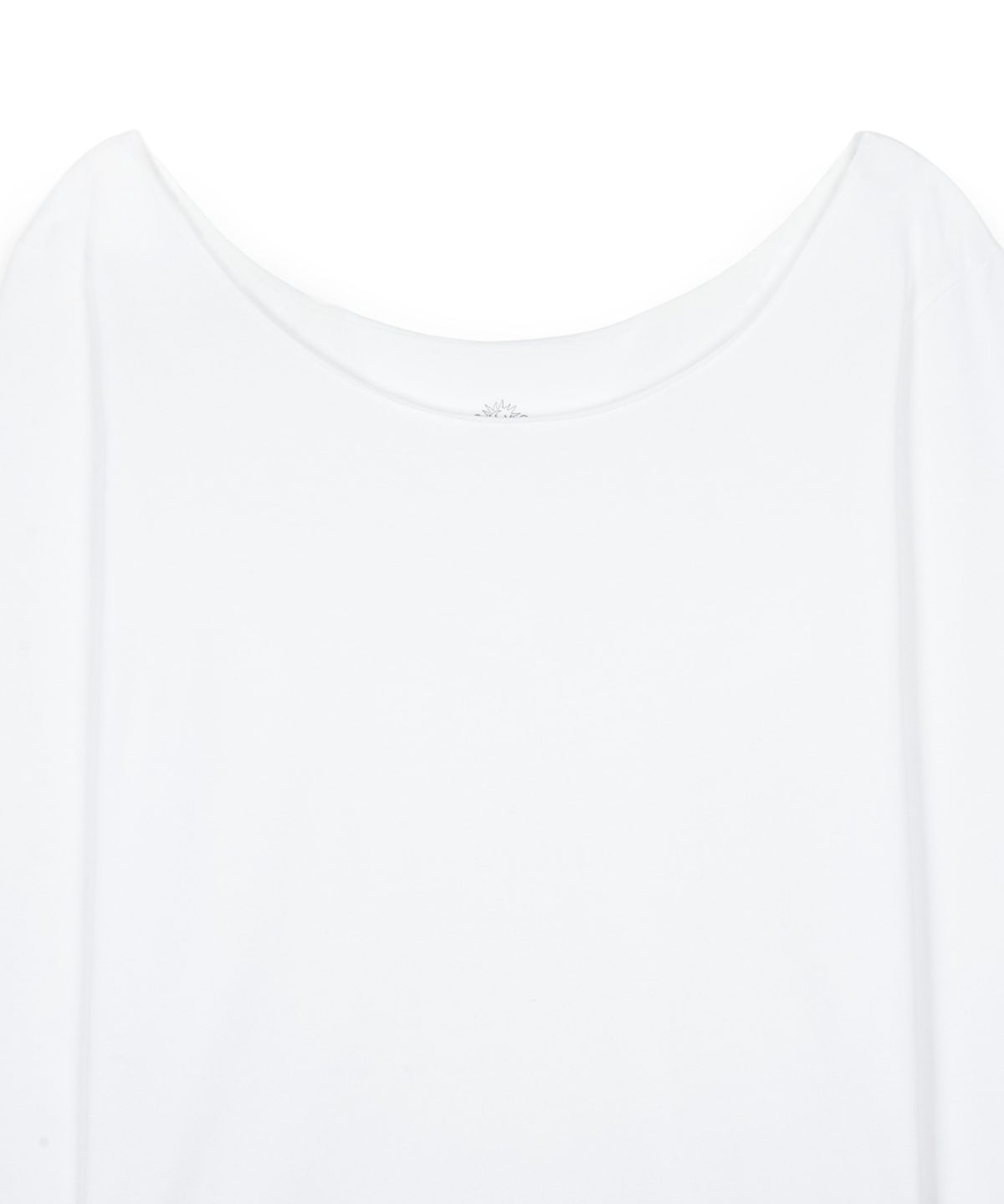 구보(GUVO) Off-Shoulder L/S Tee, White