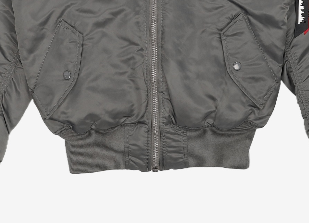 알파 인더스트리(ALPHA INDUSTRIES) 항공 점퍼/블루종/MA-1 88