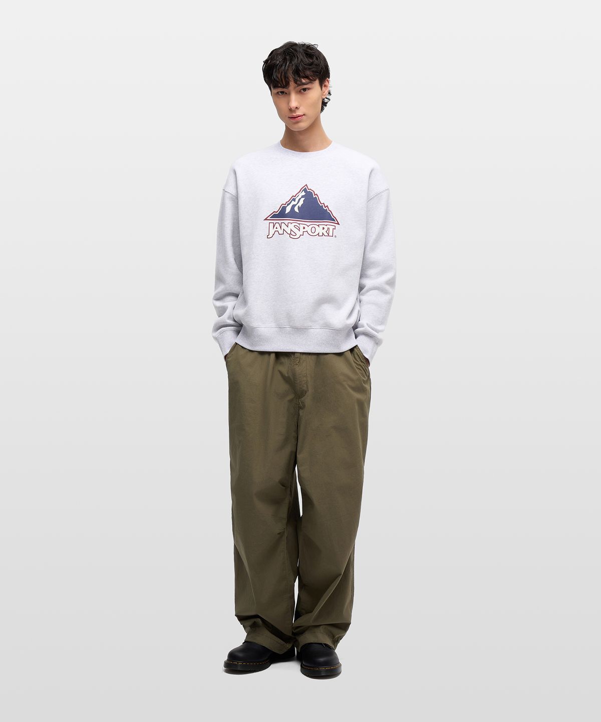 잔스포츠(JANSPORT) 리니어 로고 스웨트 셔츠 MELANGE