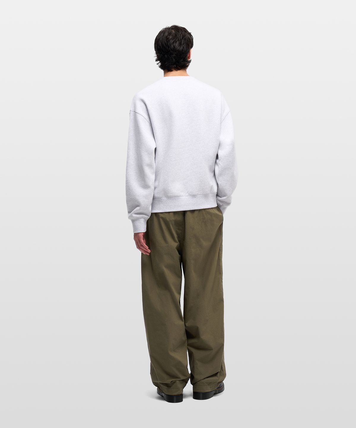 잔스포츠(JANSPORT) 리니어 로고 스웨트 셔츠 MELANGE