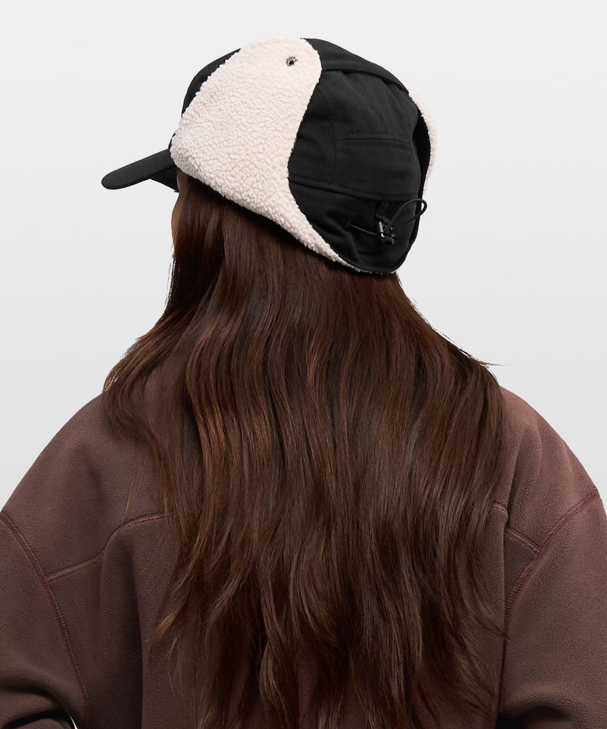 잔스포츠(JANSPORT) 베이직 로고 이어머프 캡 BLACK