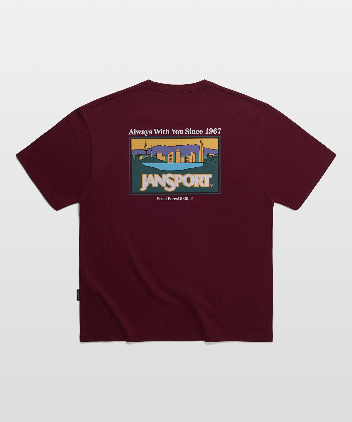 잔스포츠(JANSPORT) 시티 로고 티셔츠 BURGUNDY