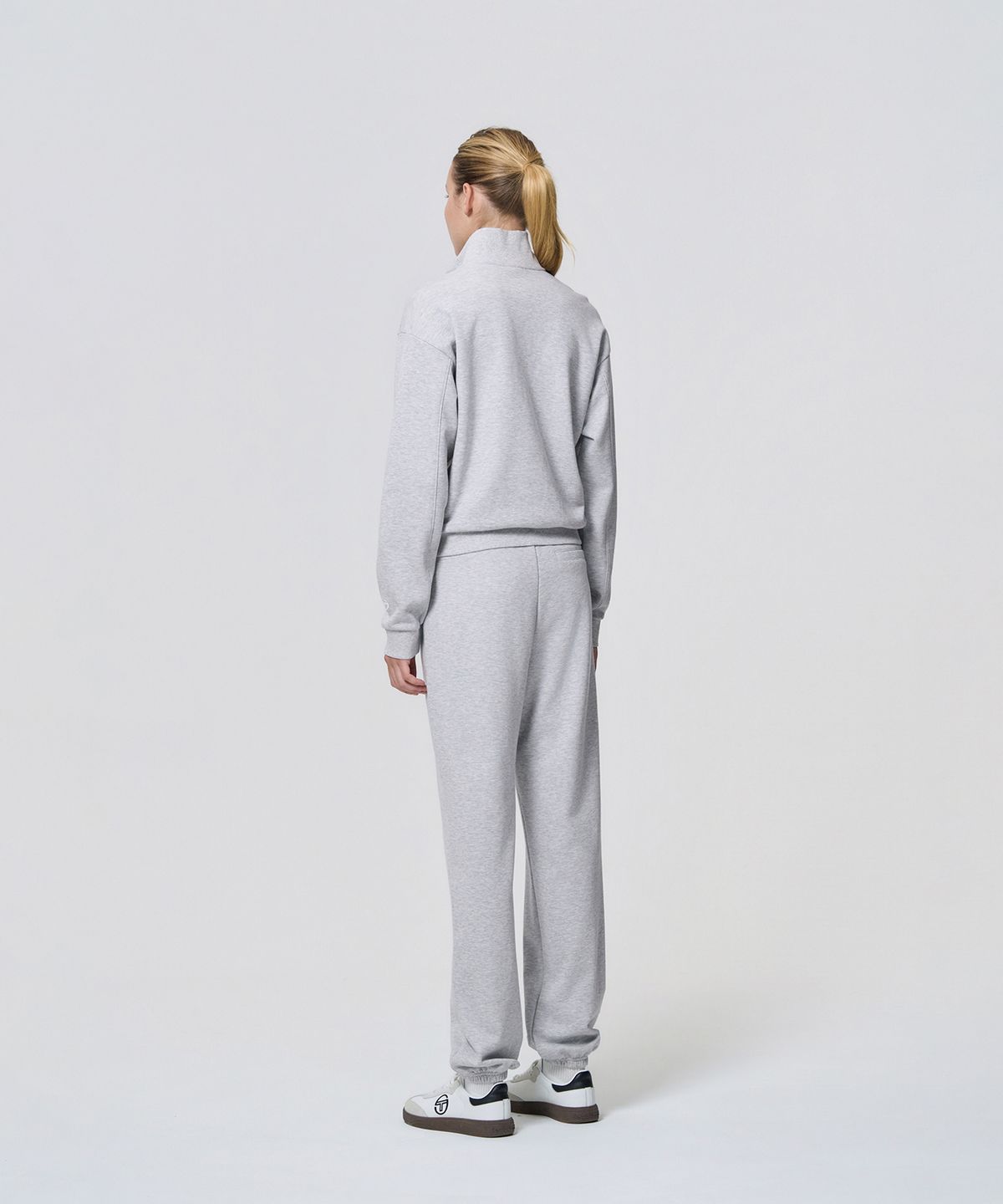 세르지오 타키니(SERGIO TACCHINI) W 아트웍 버터쭈리 하프집 (Melange Grey)