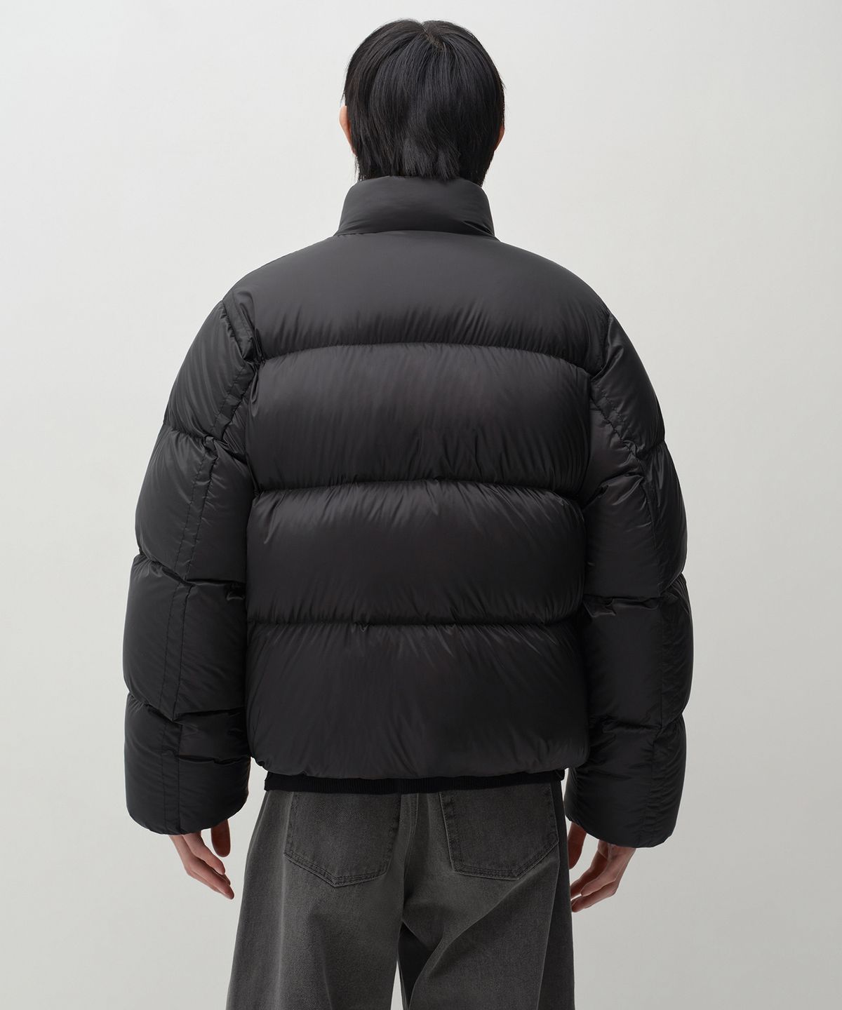무신사 스탠다드(MUSINSA STANDARD) 시어 립스탑 다운 숏 패딩 재킷 [블랙]