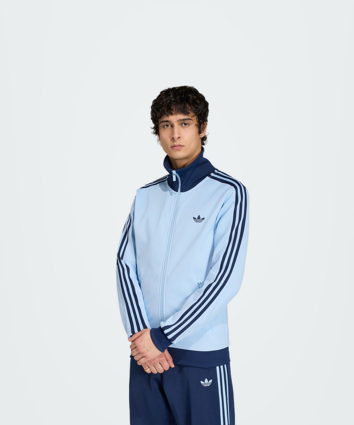 아디다스(ADIDAS) 클래식 트랙탑 - 클리어스카이:나이트인디고 / KZ1210